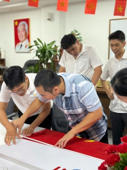 Hưởng ứng tinh thần dân tộc trong ngày đại lễ độc lập 2/9